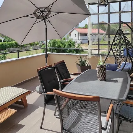 Holiday home Donata Zadar